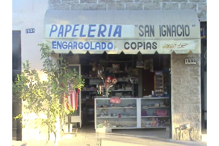 PAPELERIA SAN IGNACIO VENDE image 1