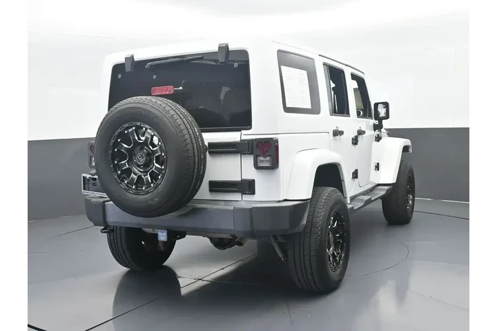 $18881 : Jeep Wrangler JK Unlimited 2 image 5