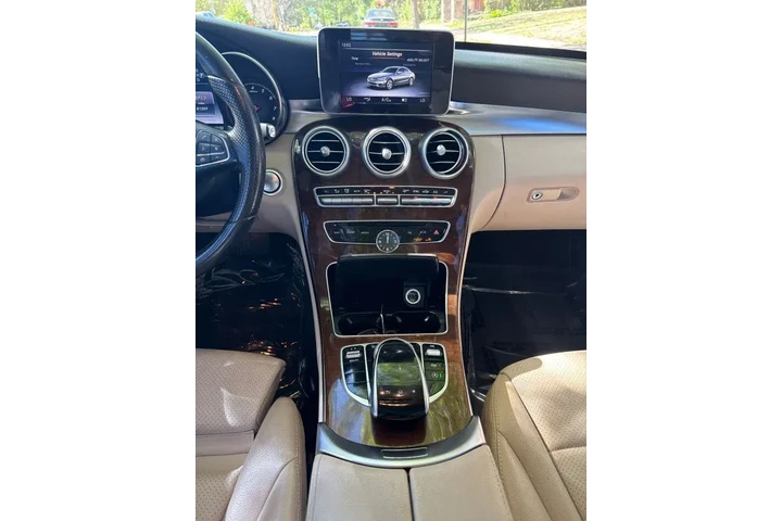 $14995 : 2015 Mercedes-Benz C 300 Luxu image 9