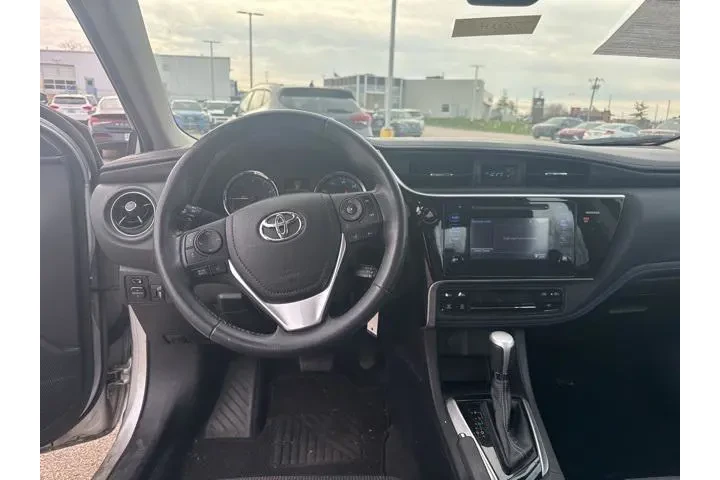 $13288 : Toyota Corolla 2017 SE 4dr S image 9