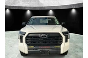 Toyota Tundra 2023 4x4 SR5 4 en Yonkers