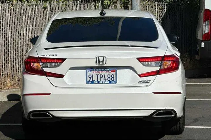 $21086 : Honda Accord 2021 Sport Spec image 8