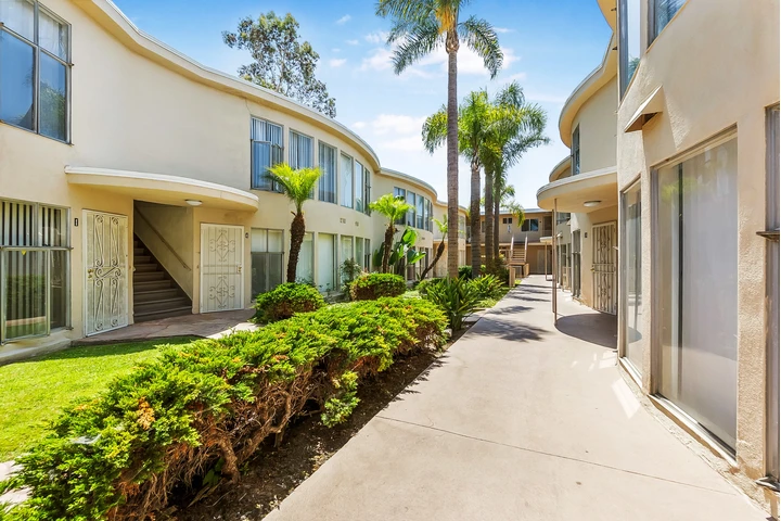 $1950 : Inglewood 1 Bd 1 Bath $1,950 image 4