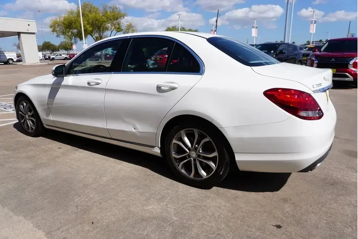 $12988 : Mercedes-Benz C-Class 2016 C image 4