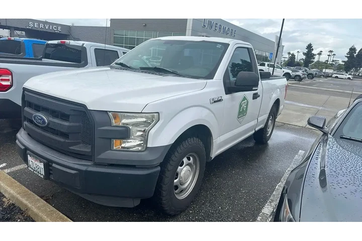 $13994 : Ford F-150 2015 4x2 XL 2dr R image 1
