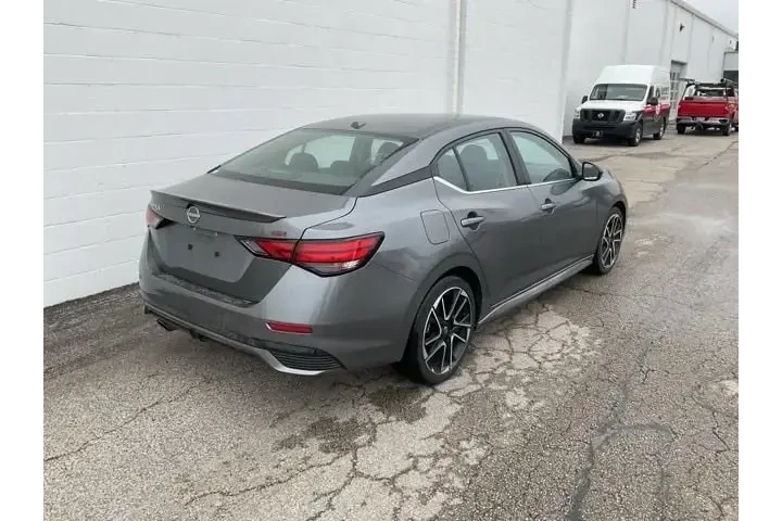 $22995 : Nissan Sentra 2025 SR 4dr Se image 4