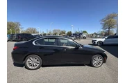 $36943 : BMW 3 Series 2024 AWD 330i x thumbnail