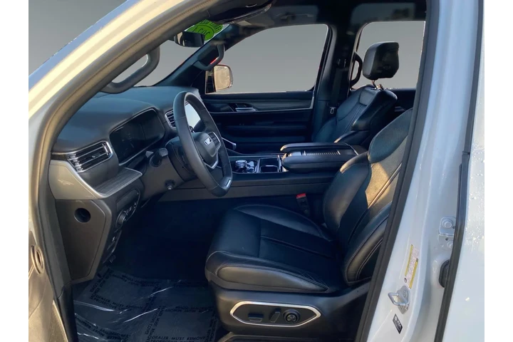 $37955 : Jeep Wagoneer 2024 4x2 Serie image 9