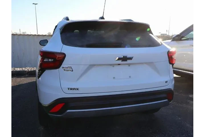 $22887 : Chevrolet Trax 2025 LT 4dr C image 5