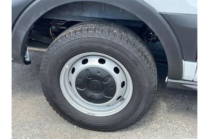 $34900 : Ford Transit 2024 150 3dr SW image 9