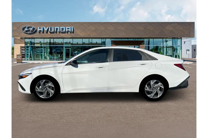 $16890 : Hyundai ELANTRA 2025 SEL Spo image 3
