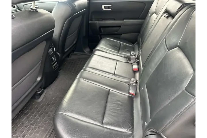 $7000 : Honda Pilot 2013 4x4 Touring image 9