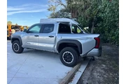 $38948 : Toyota Tacoma 2024 4x4 SR5 4 thumbnail