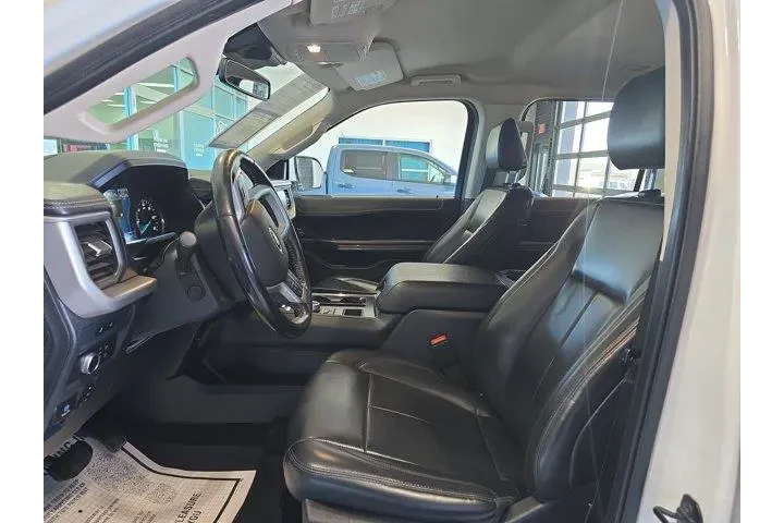 $38999 : Ford Expedition 2022 4x2 XLT image 7