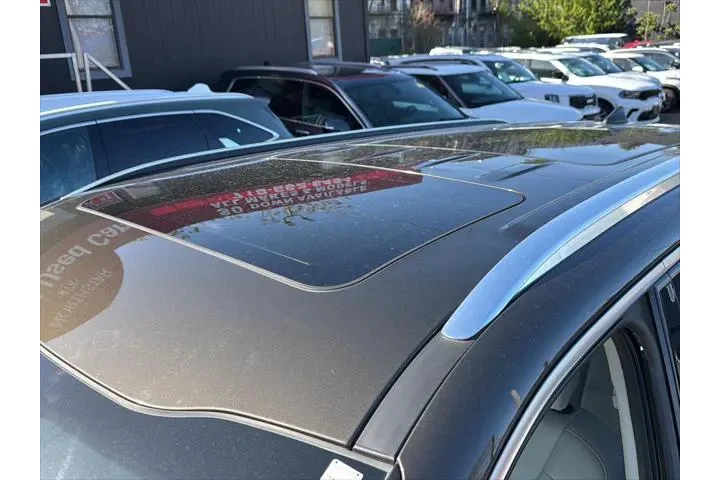 $32390 : Kia Telluride 2022 AWD SX 4d image 10
