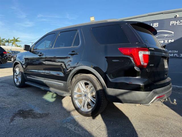 $9850 : 2017 Explorer XLT image 4