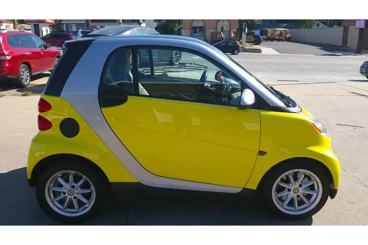 $6999 : 2008 fortwo passion image 3