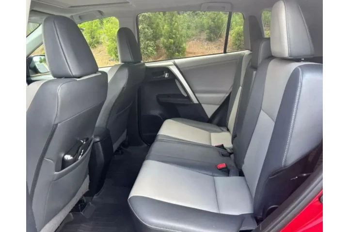 $4000 : Toyota Rav4 image 6