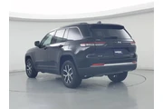 $39998 : Jeep Grand Cherokee 2023 4x4 thumbnail