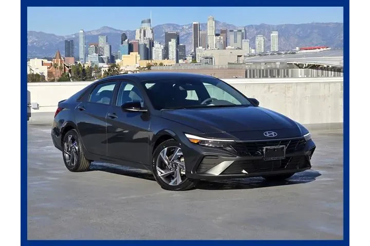 $25035 : Hyundai ELANTRA 2025 SEL Spo image 1