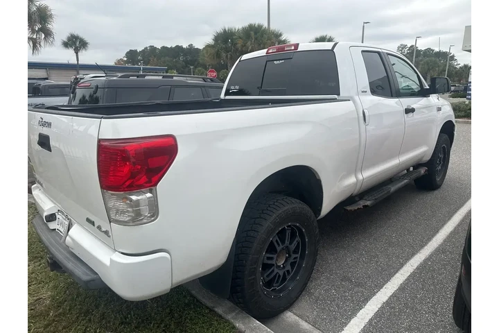 $16000 : Toyota Tundra 2013 4x4 Grade image 2