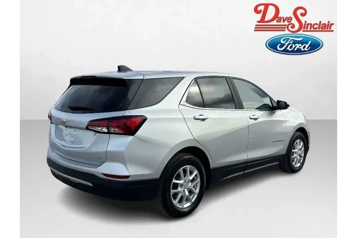 $19995 : Chevrolet Equinox 2022 LT 4d image 7