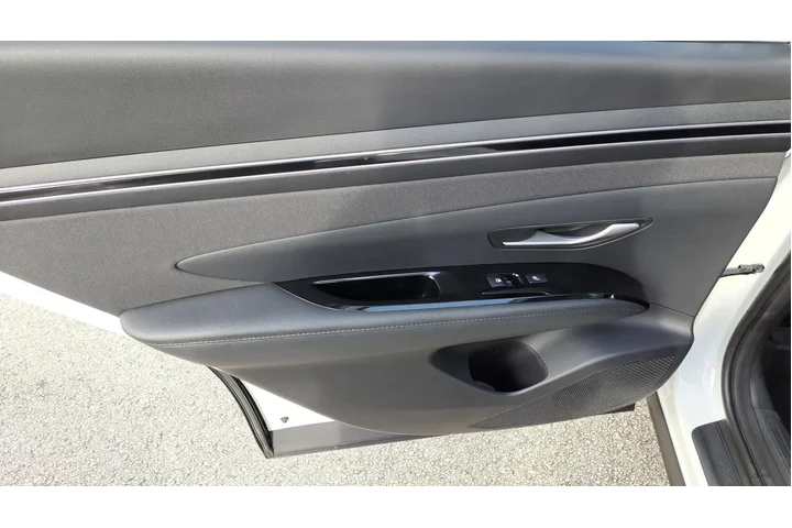 $21434 : Hyundai TUCSON Hybrid 2022 A image 10