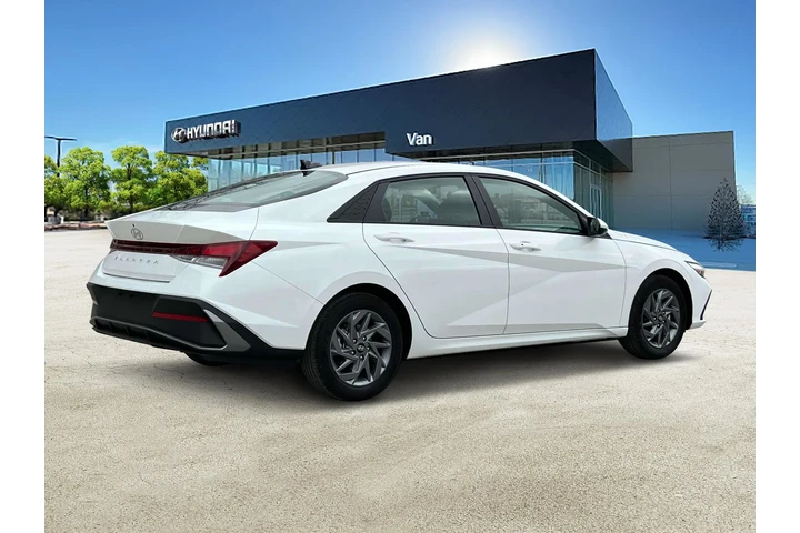 $16999 : Hyundai ELANTRA 2024 SEL 4dr image 8