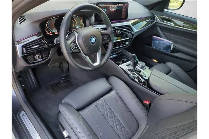 $34445 : BMW 5 Series 2023 530e 4dr S image 10