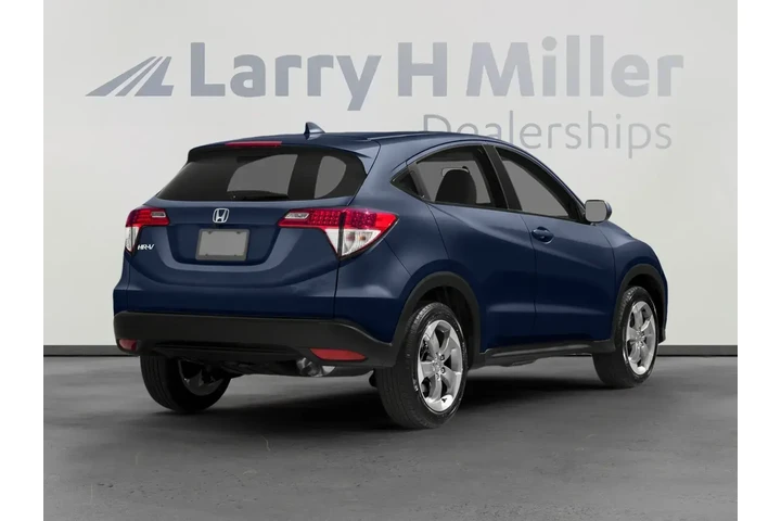 Honda HR-V 2017 LX 4dr Cross image 2