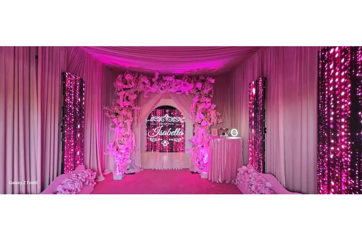 salon de fiestas en Gardena C image 9