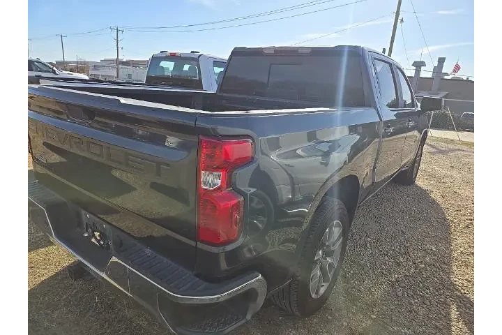 $26080 : Chevrolet Silverado 1500 202 image 3