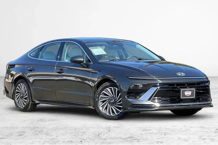$22290 : Hyundai SONATA Hybrid 2025 S image 1