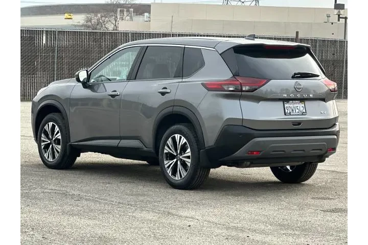 $23990 : Nissan Rogue 2023 SV 4dr Cro image 5