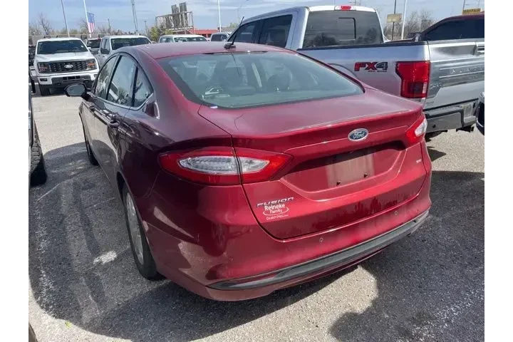 $10995 : Ford Fusion 2016 SE 4dr Seda image 8