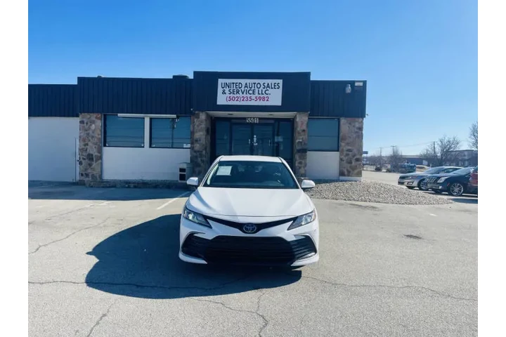 $19850 : 2022 Camry LE image 3