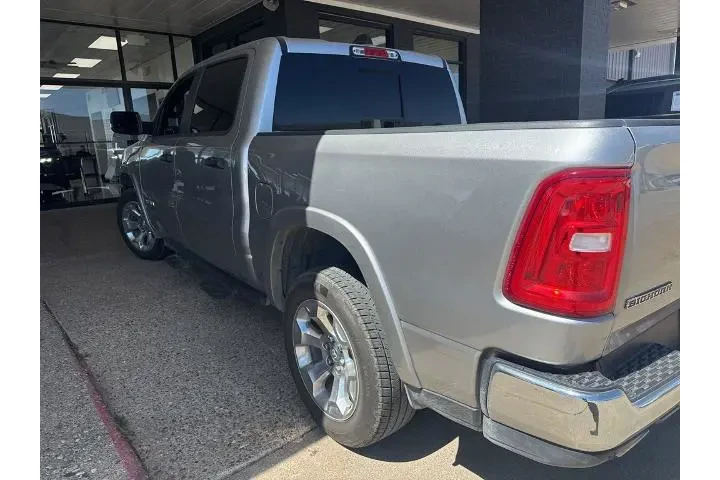 $38610 : Ram 1500 2025 4x4 Big Horn 4 image 3