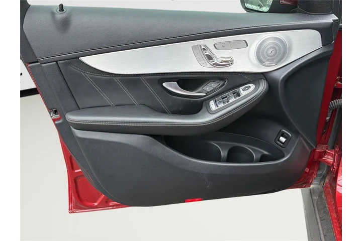 $39990 : Mercedes-Benz GLC 2020 AWD A image 9