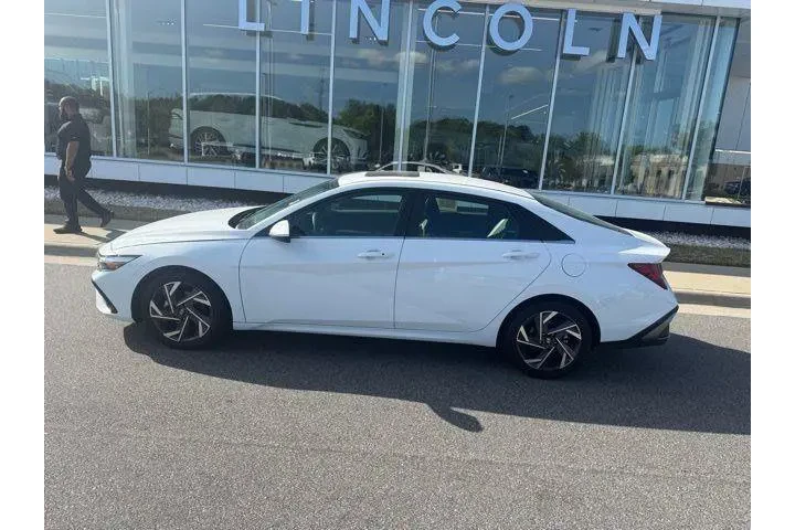 $21440 : Hyundai ELANTRA 2025 SEL Con image 9