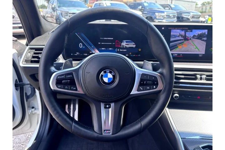 2023 BMW 330i 330i MSPORT image 10