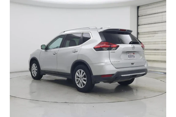 $13998 : Nissan Rogue 2017 SV 4dr Cro image 2