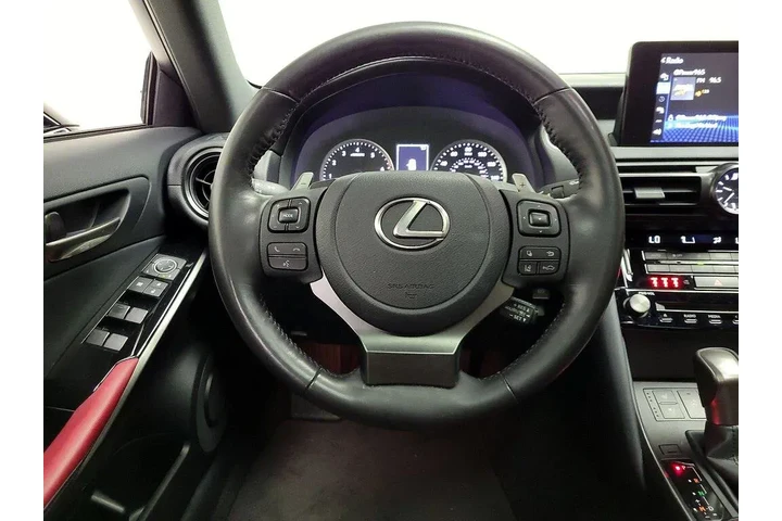 $35998 : Lexus IS 300 2023 4dr Sedan image 10