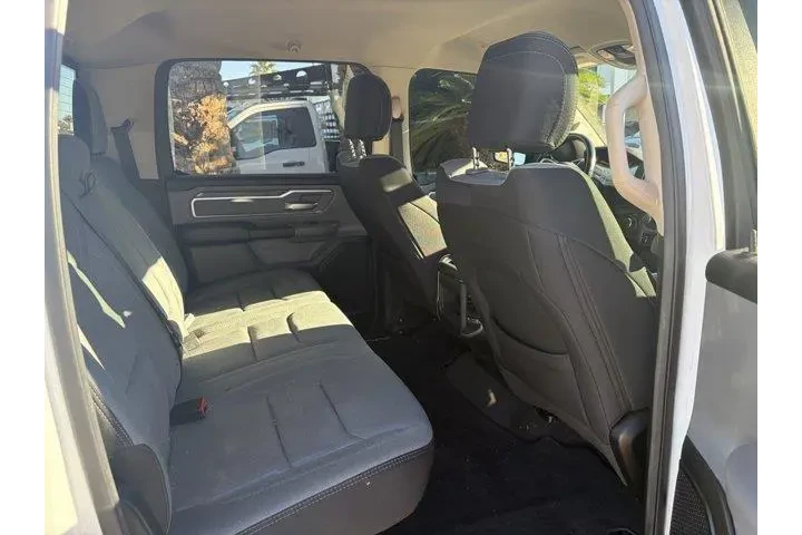 $29740 : Ram 1500 2020 4x2 Big Horn 4 image 5