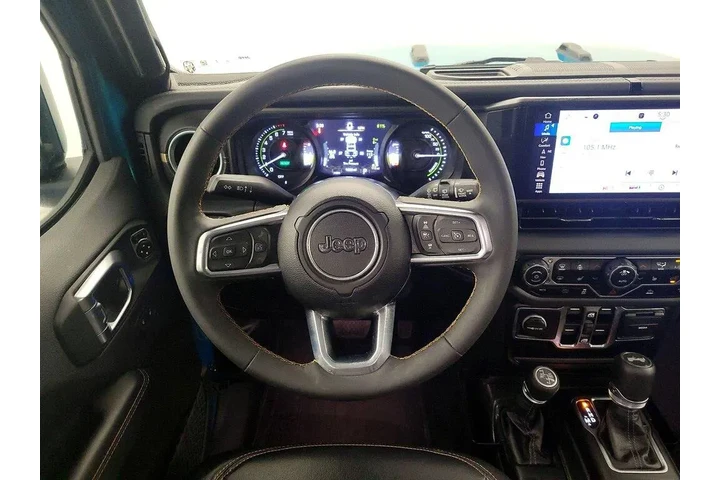 $36998 : Jeep Wrangler 2024 4x4 Sahar image 10