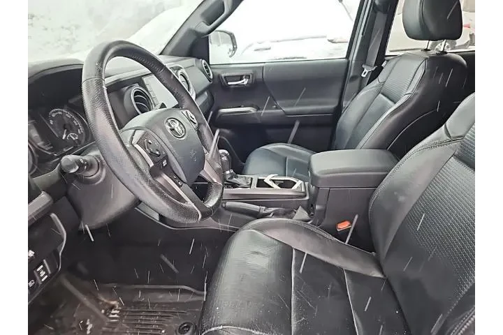 $35329 : Toyota Tacoma 2020 4x4 TRD O image 4