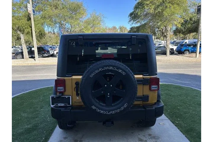 $17891 : Jeep Wrangler 2014 4x4 Sport image 6