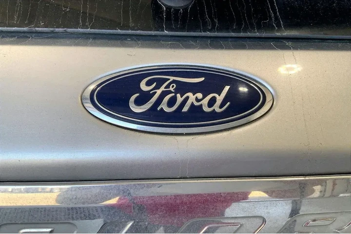 $22991 : Ford Explorer 2021 Limited 4 image 9