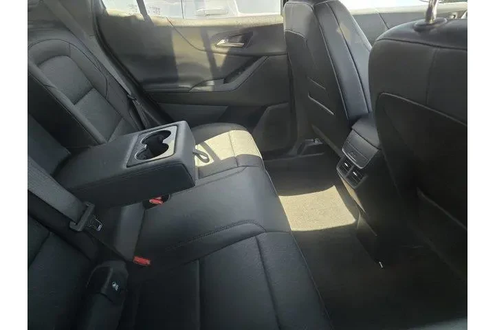 $29098 : Chevrolet Equinox 2025 LT 4d image 4