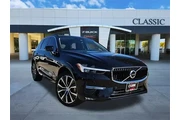 Volvo XC60 2022 AWD B5 Momen en Arlington TX