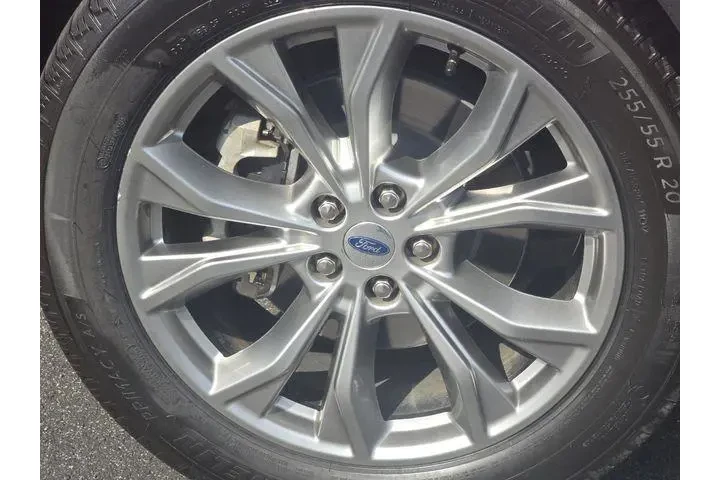 $20744 : Ford Explorer 2020 AWD XLT 4 image 9